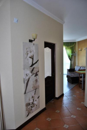 Apartment on Kolkhoznaya 9